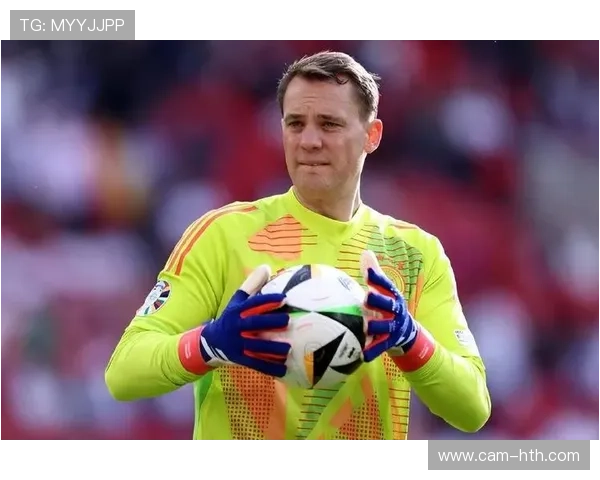 诺伊尔续约谈判暂停，拜仁门将未来成欧冠征程变数